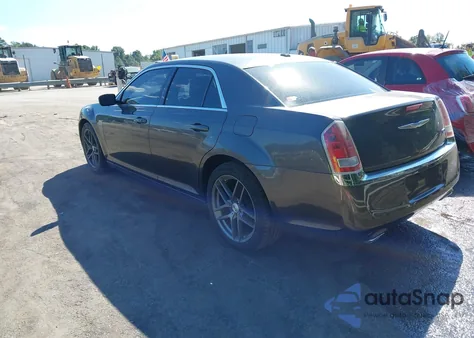 2013 Chrysler 300 Motown from USA, damaged, VIN 2C3CCAAG9DH618798